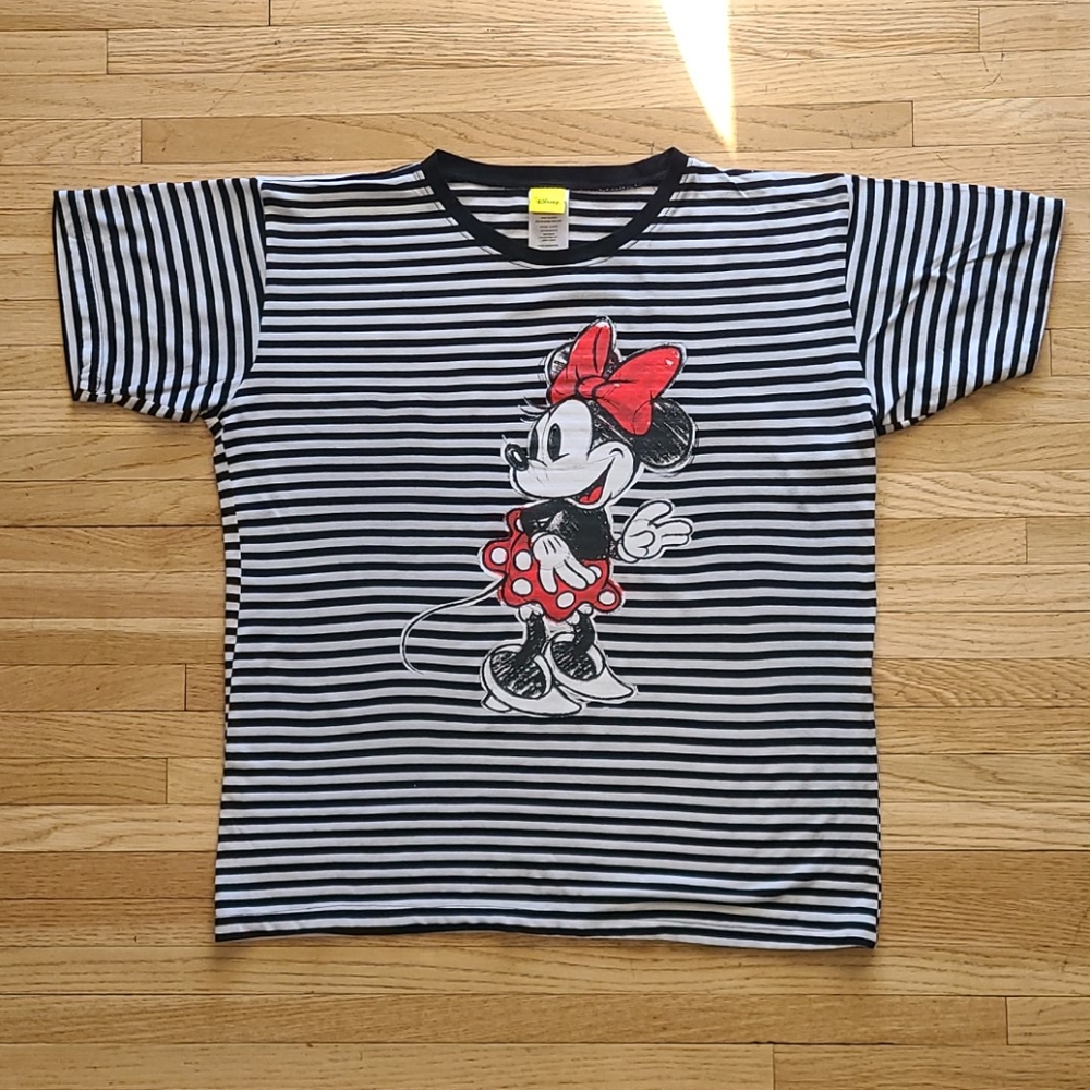 SOLD. Minnie Mouse t-shirt